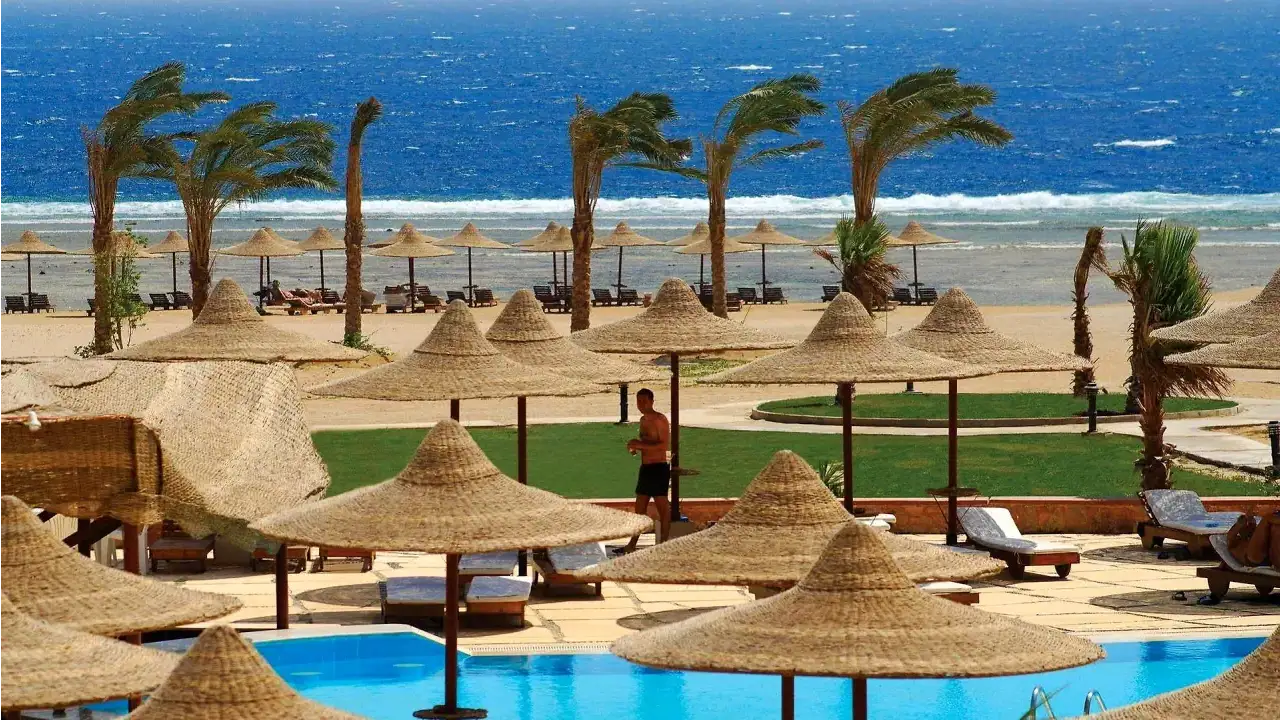 الفندق بليس ندى بيتش ريزورت - مرسى علم